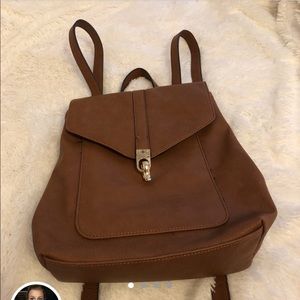Tommy Hilfiger brown back pack
